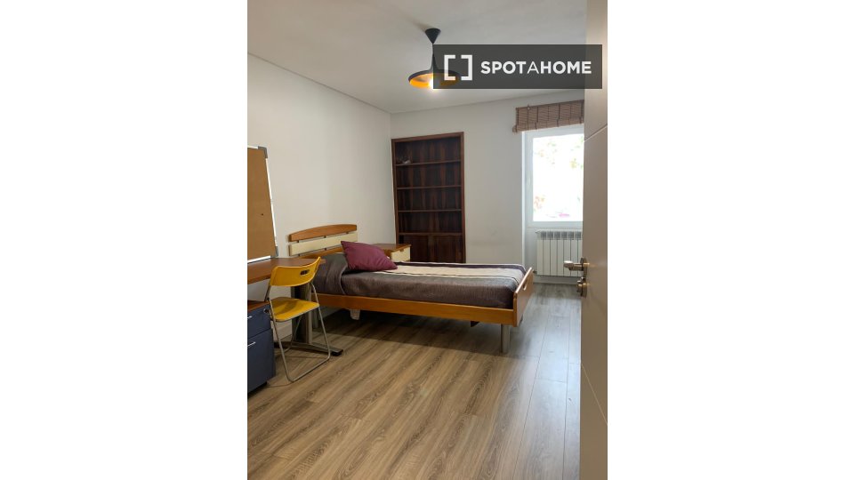 Double room Madrid, 9 beds — photo 4