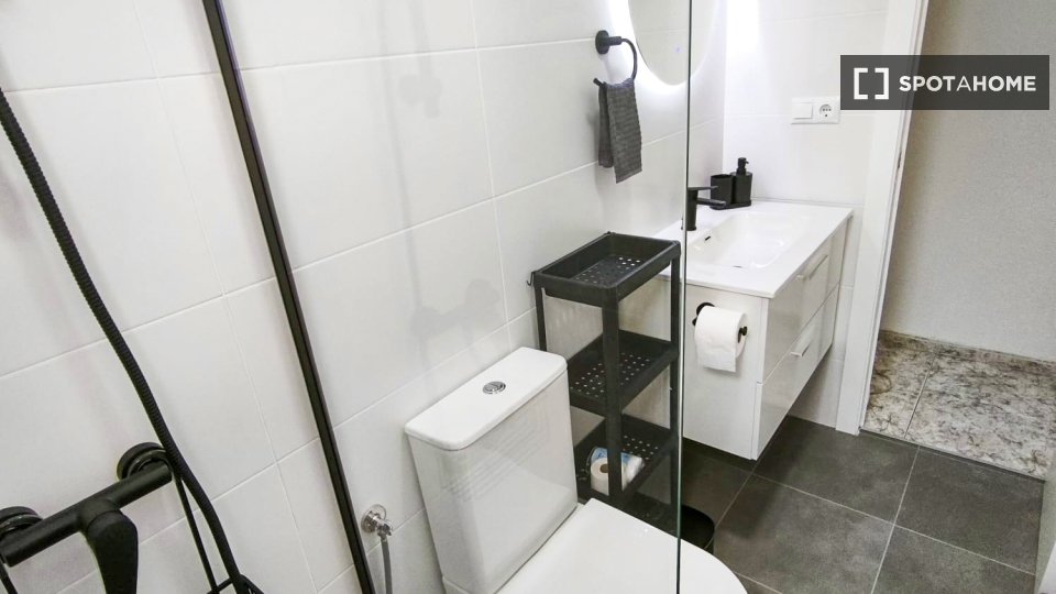 Piso de 3 dormitorios en alquiler en Santa Pola, Alicante