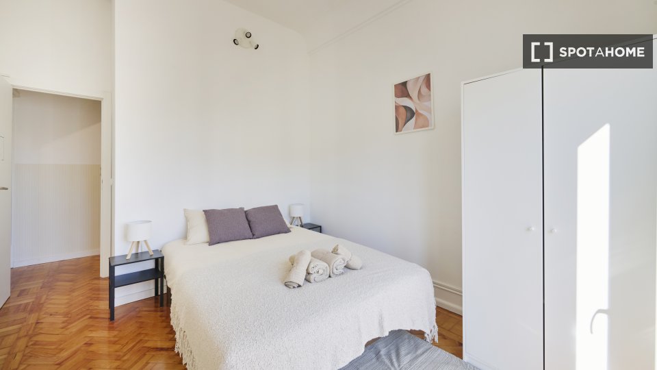 Double room Lisbon, 11 beds — photo 31