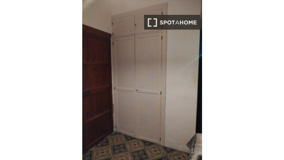 Double room Palma_De_Mallorca, 3 beds — photo 16