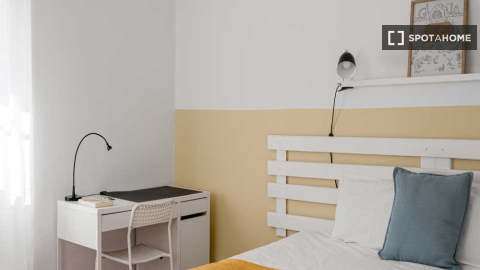 Double room Lisbon, 5 beds — photo 31