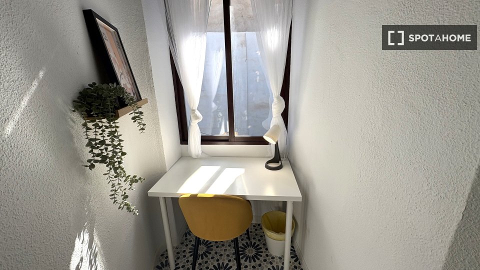 Double room Granada, 6 beds — photo 19
