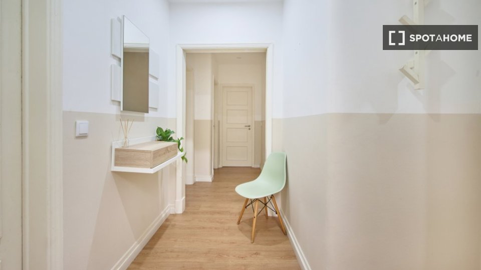 Double room Lisbon, 6 beds — photo 9