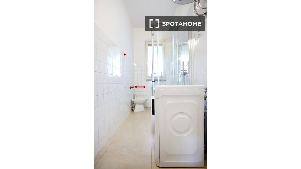 Double room Milan, 6 beds, 166m² — photo 15