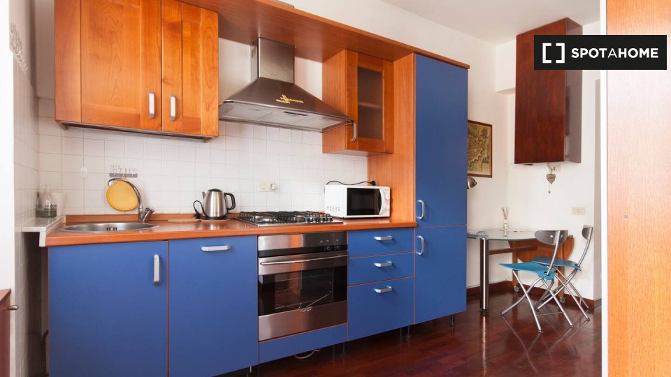 Apartment Milan, 1 bed, 45m² — photo 2