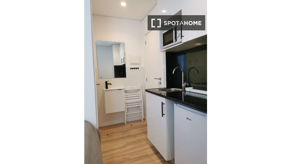 Apartment mono Porto, 15m² — photo 3