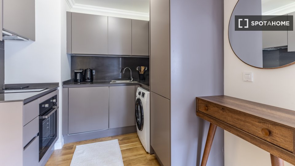 Apartment Istanbul, 1 bed — photo 11