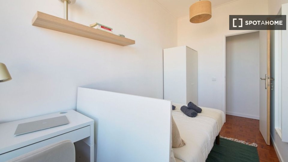 Double room Lisbon, 10 beds — photo 3