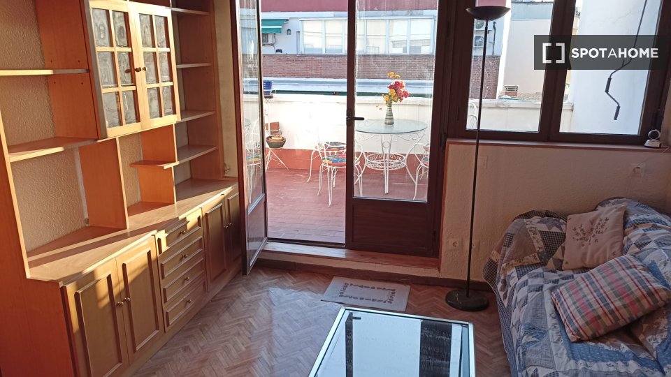 Apartment Madrid, 3 beds, 80m² — photo 4