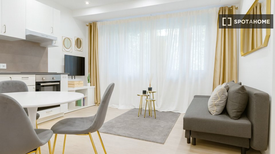 Apartment Milan, 1 bed — photo 26