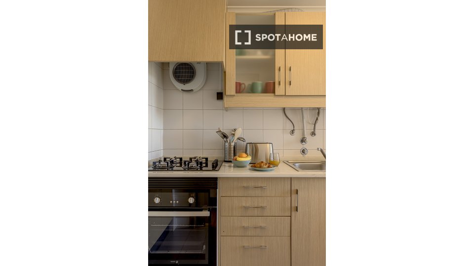 Apartment Lisbon, 3 beds — photo 19