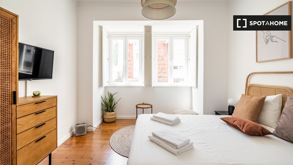 Apartment Lisbon, 3 beds — photo 16