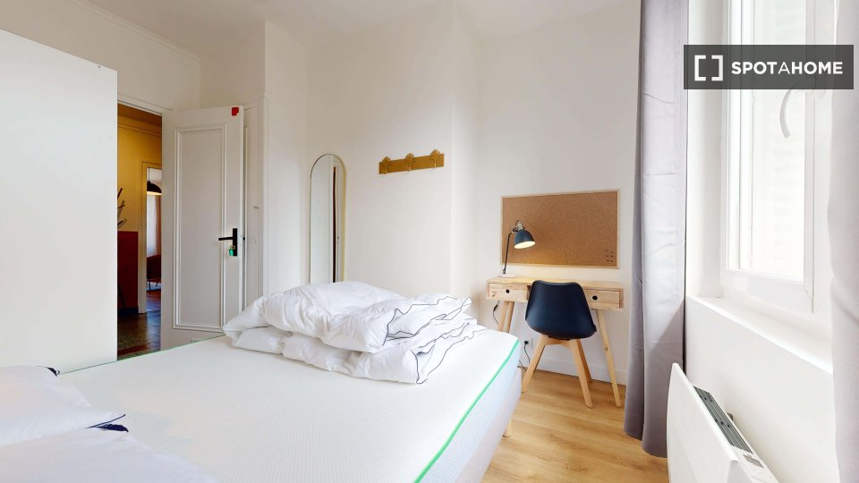 Double room Lyon, 6 beds — photo 14