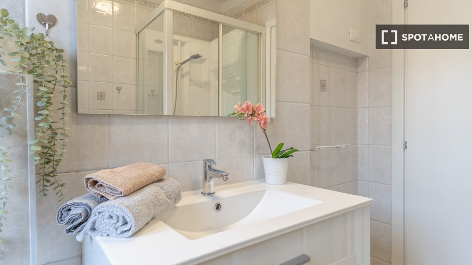Double room Trento, 6 beds, 122m² — photo 3