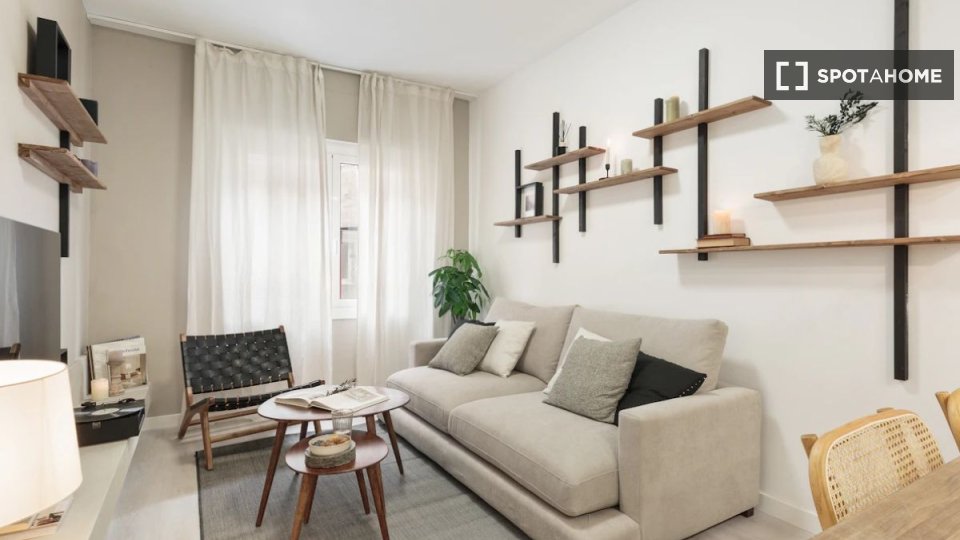 Apartment Barcelona, 3 beds — photo 15