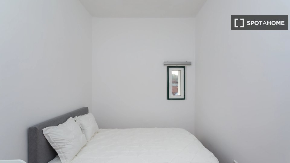 Double room Lisbon, 6 beds — photo 11