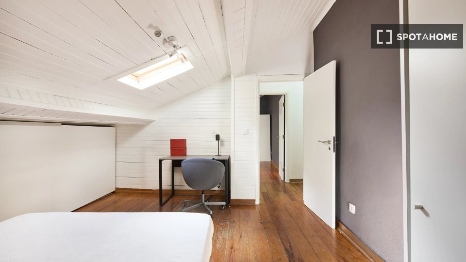 Double room Lisbon, 13 beds — photo 13
