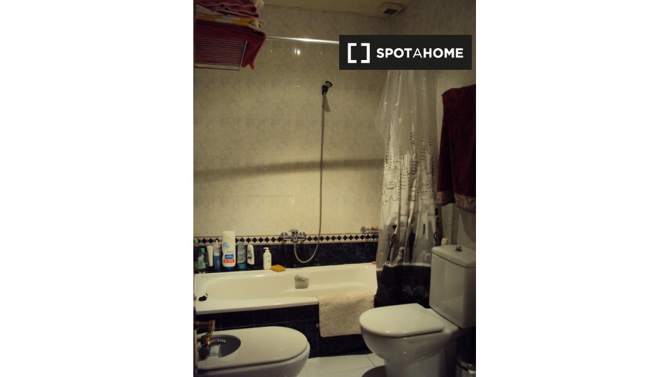 Apartment Barcelona, 1 bed, 55m² — photo 1