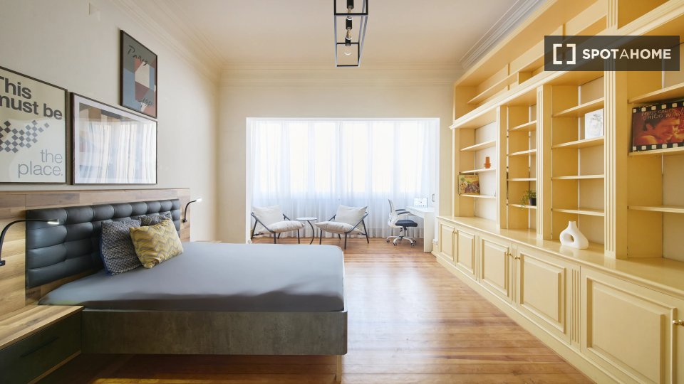 Double room Lisbon, 9 beds — photo 1