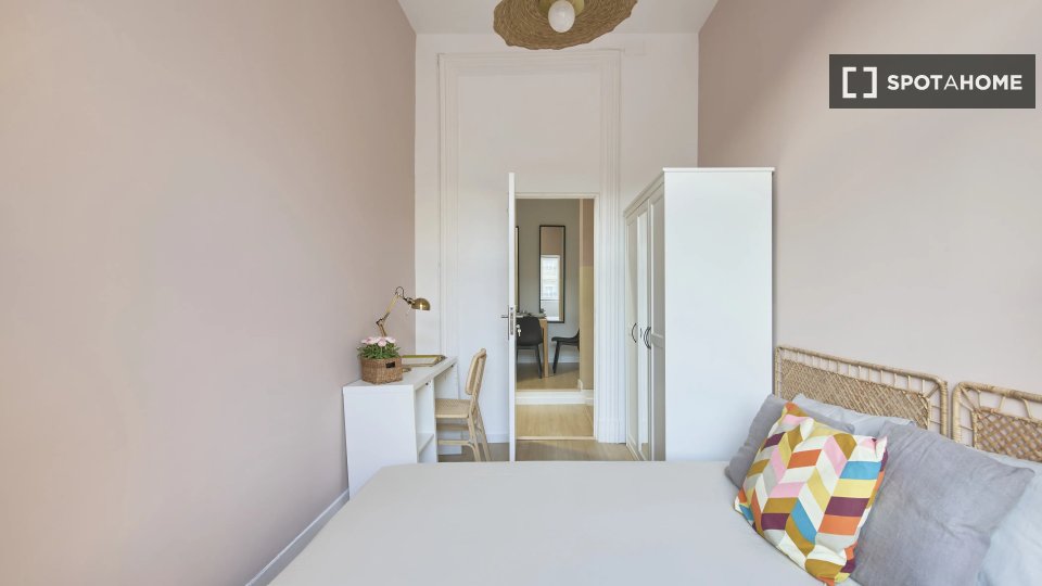 Double room Lisbon, 9 beds — photo 3