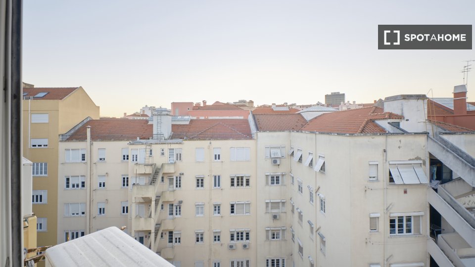 Double room Lisbon, 10 beds — photo 14
