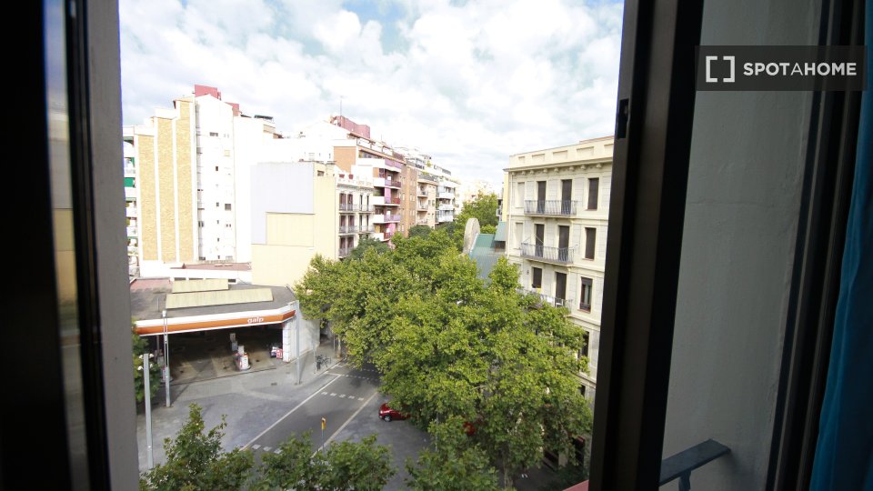 Double room Barcelona, 5 beds — photo 13