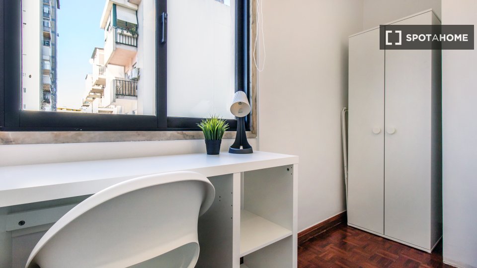 Double room Lisbon, 10 beds — photo 3
