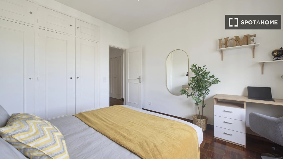 Double room Lisbon, 7 beds — photo 14