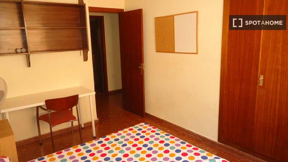 Double room Cordoba, 4 beds — photo 26