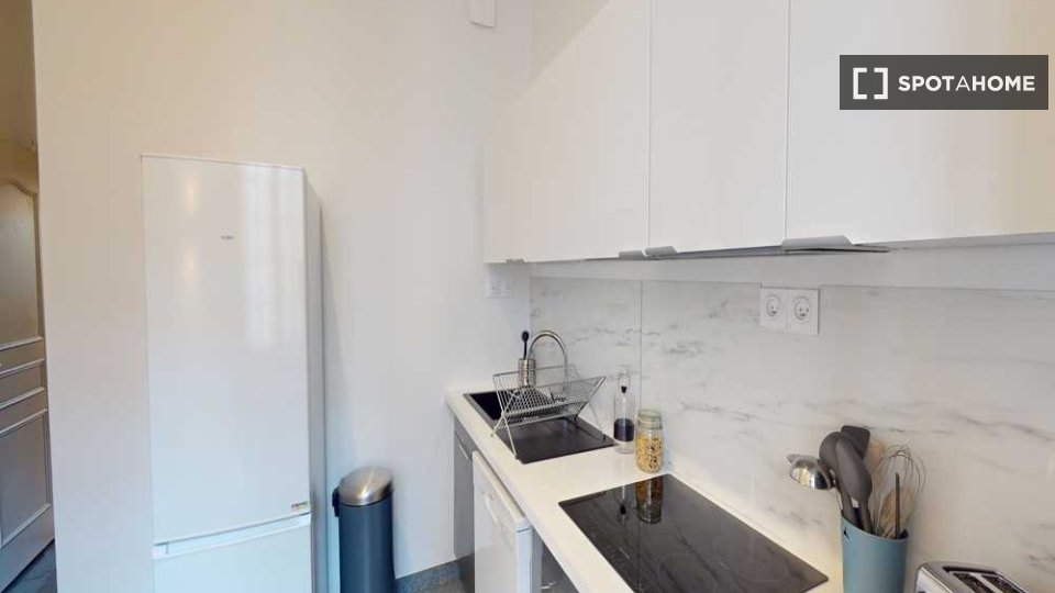 Double room Lyon, 4 beds, 90m² — photo 11