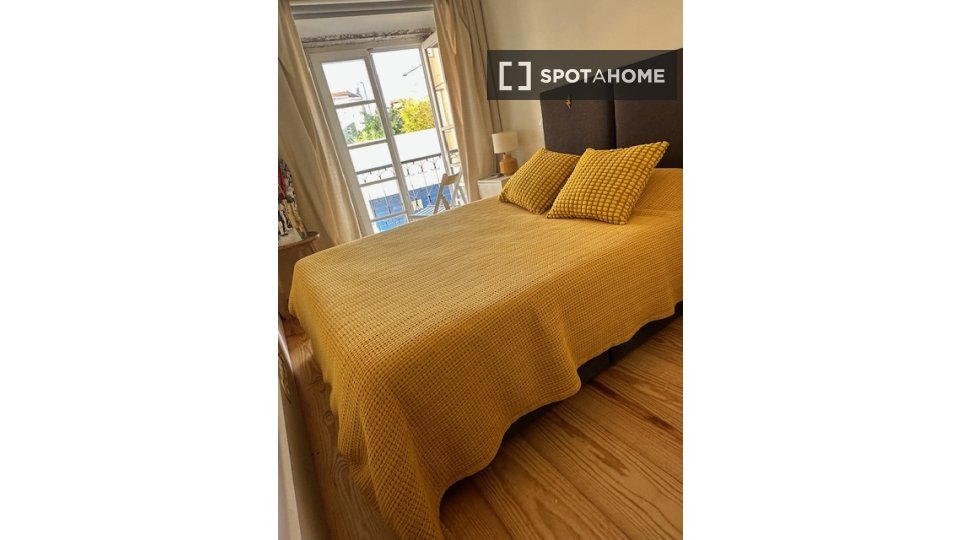 Apartment Lisbon, 1 bed, 78m² — photo 18