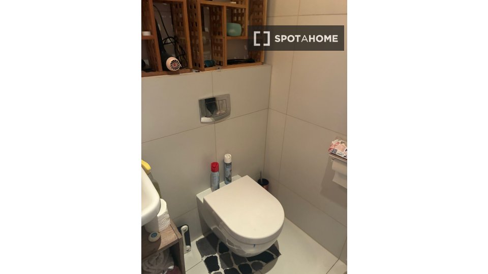 Double room Berlin, 2 beds, 42m² — photo 6