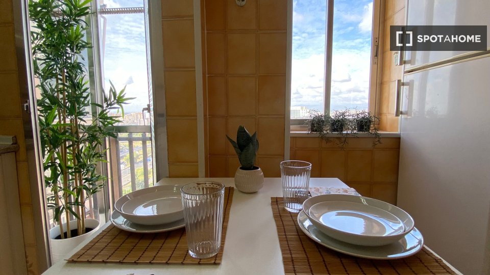 Double room Madrid, 4 beds — photo 1
