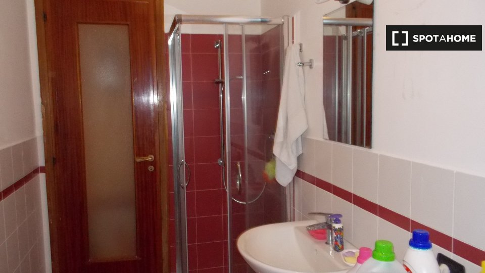 Double room Turin, 5 beds — photo 12