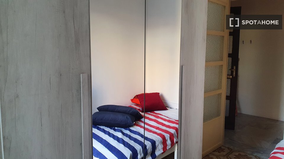 Double room Turin, 6 beds, 182m² — photo 2