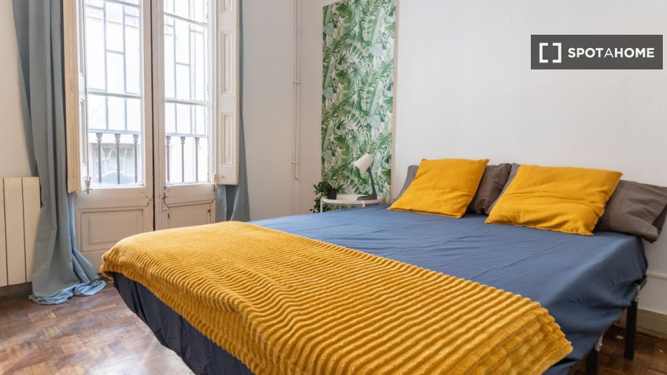 Double room Barcelona, 9 beds, 210m² — photo 19