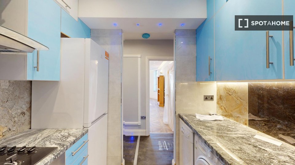 Apartment London, 2 beds, 93m² — photo 8