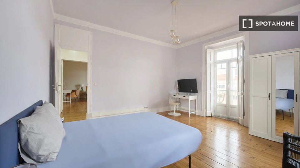 Double room Lisbon, 8 beds — photo 13