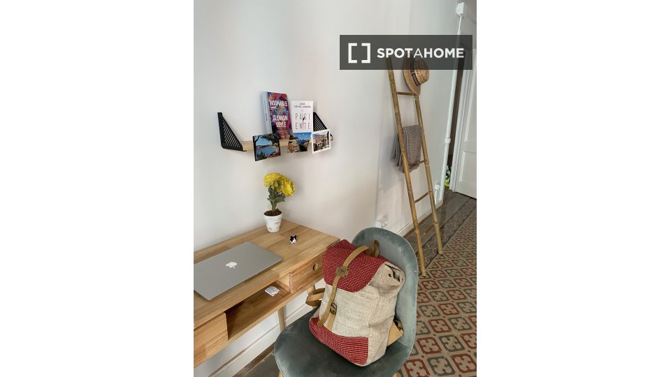 Double room Barcelona, 5 beds, 140m² — photo 6