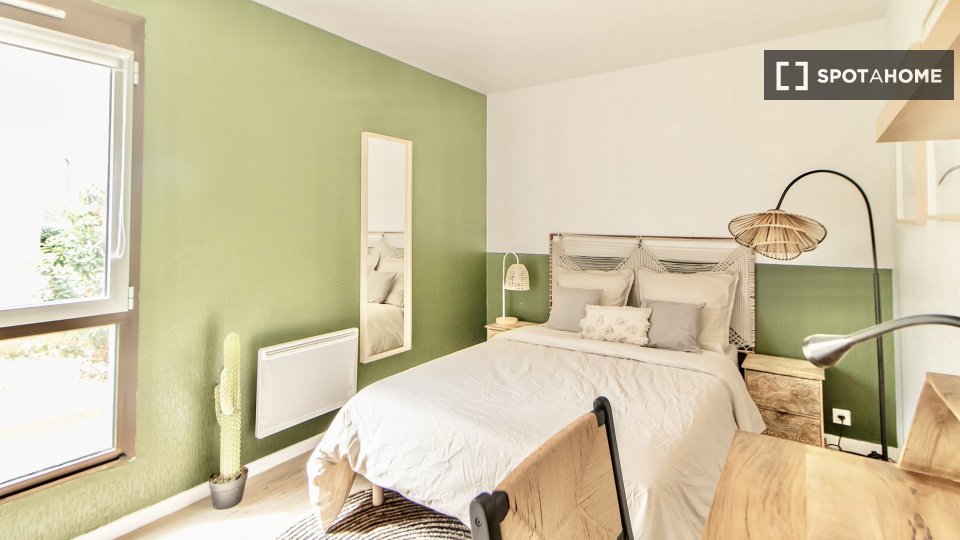Double room Paris, 5 beds — photo 1