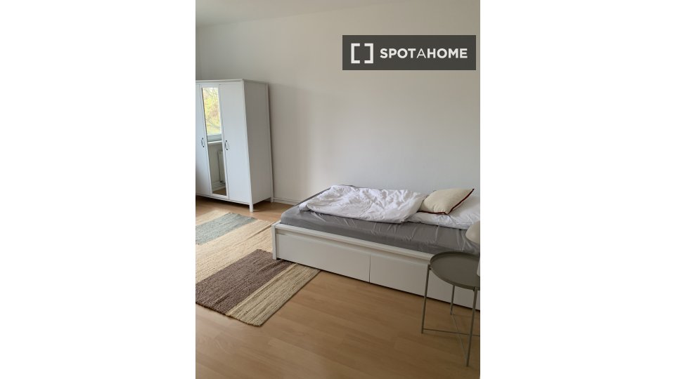 Apartment Berlin, 1 bed, 54m² — photo 3