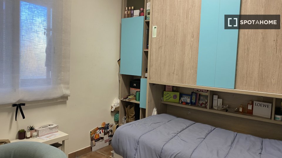 Double room Barcelona, 1 bed, 70m² — photo 4