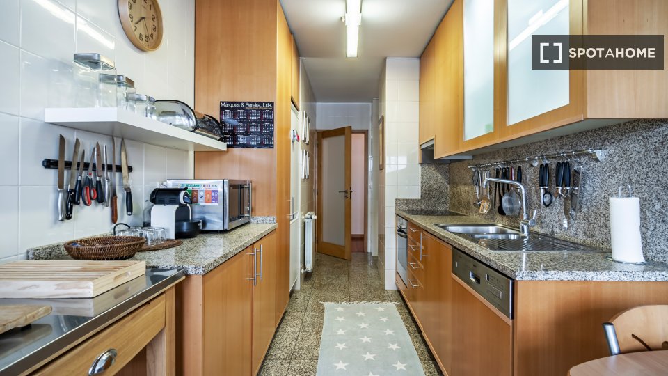 Apartment Porto, 2 beds, 128m² — photo 17
