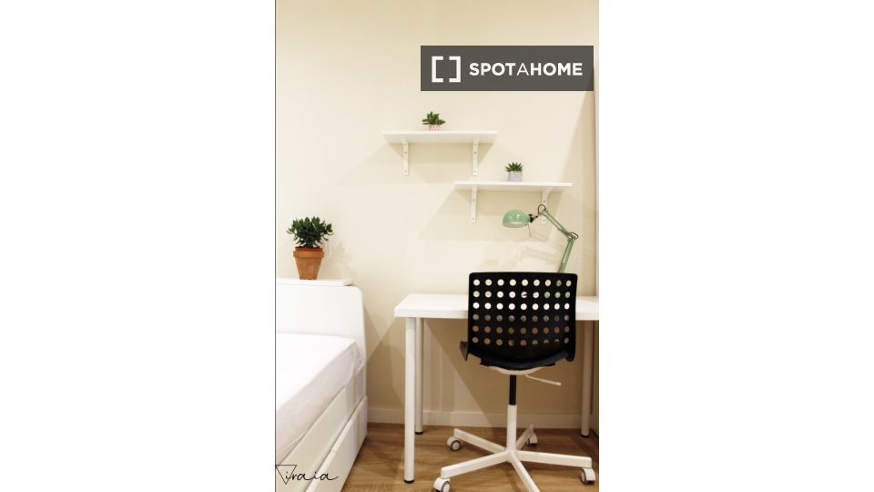 Double room Barcelona, 4 beds — photo 6