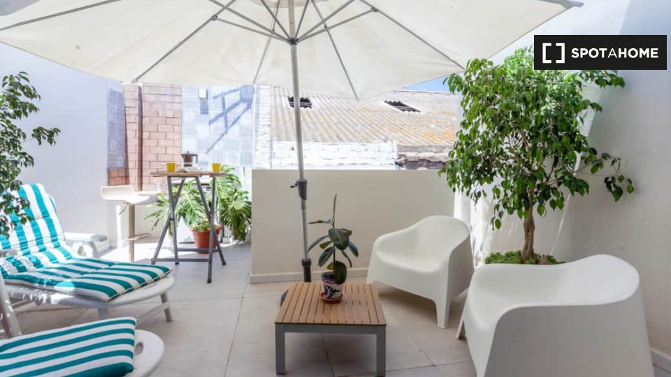 Apartment Valencia, 3 beds — photo 19