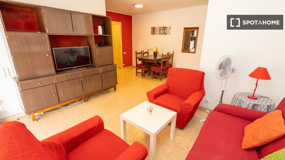 Double room Valencia, 4 beds — photo 17