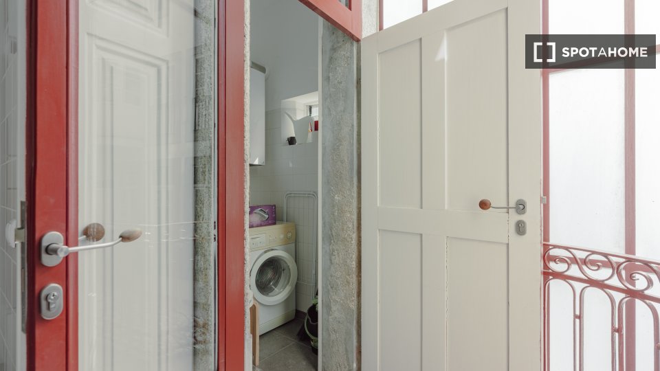 Apartment Porto, 2 beds, 160m² — photo 15