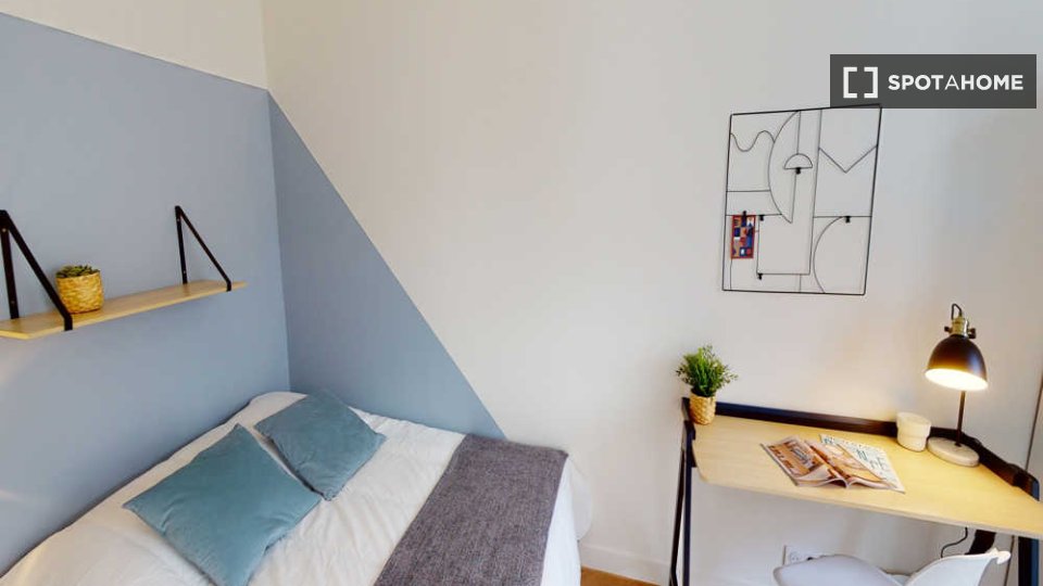 Double room Paris, 9 beds, 220m² — photo 11
