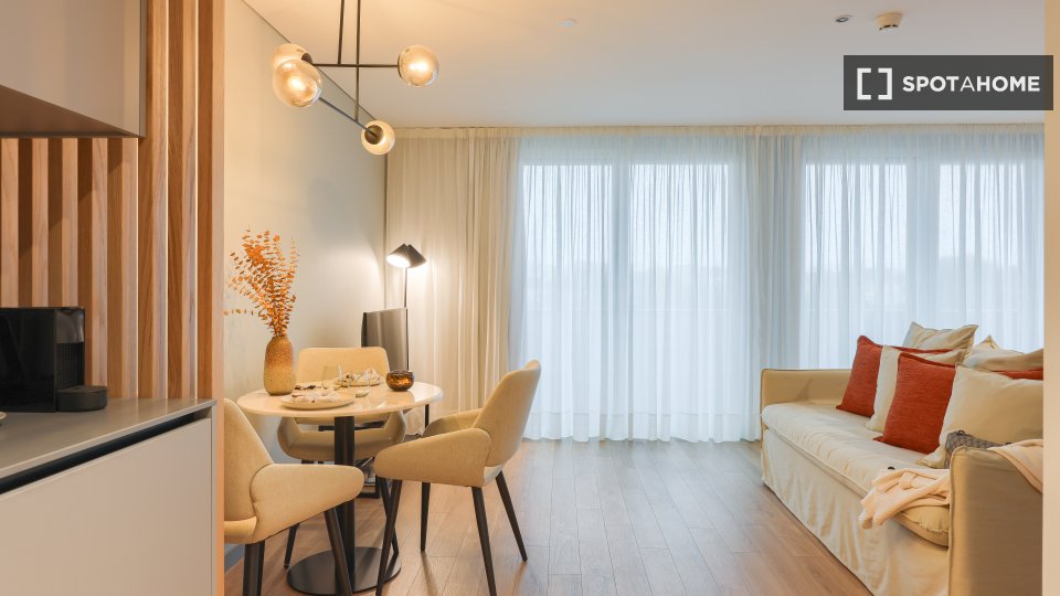 Apartment mono Porto, 44m² — photo 2