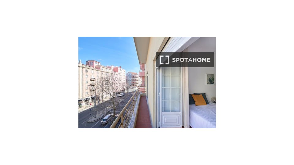 Double room Lisbon, 6 beds — photo 3